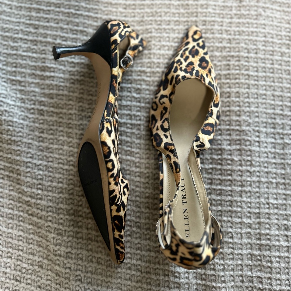 Ellen Tracy Leopard Print Kitten Heels